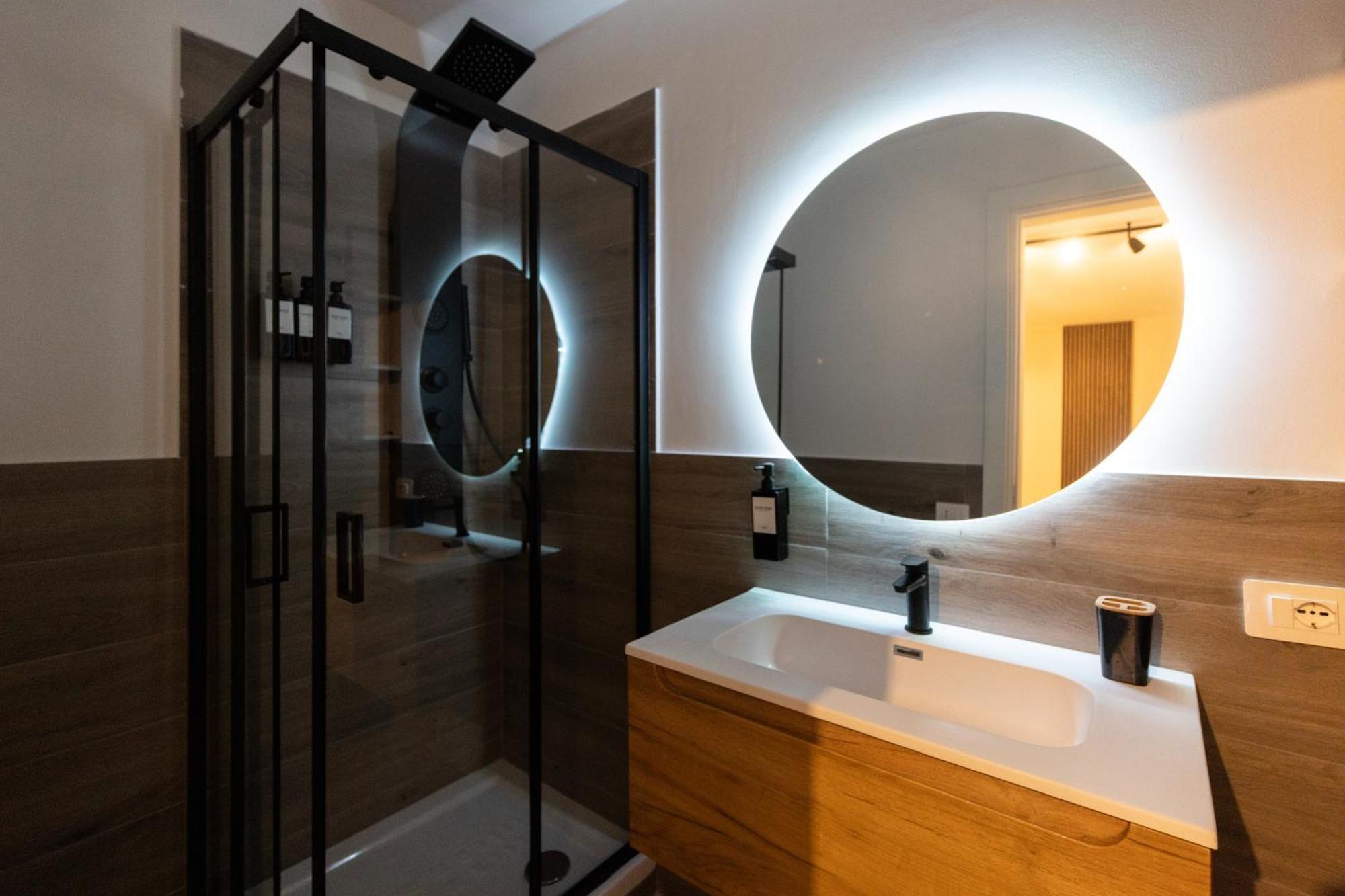 Urban Chic Luxury Suite Apartments Roma Exterior foto